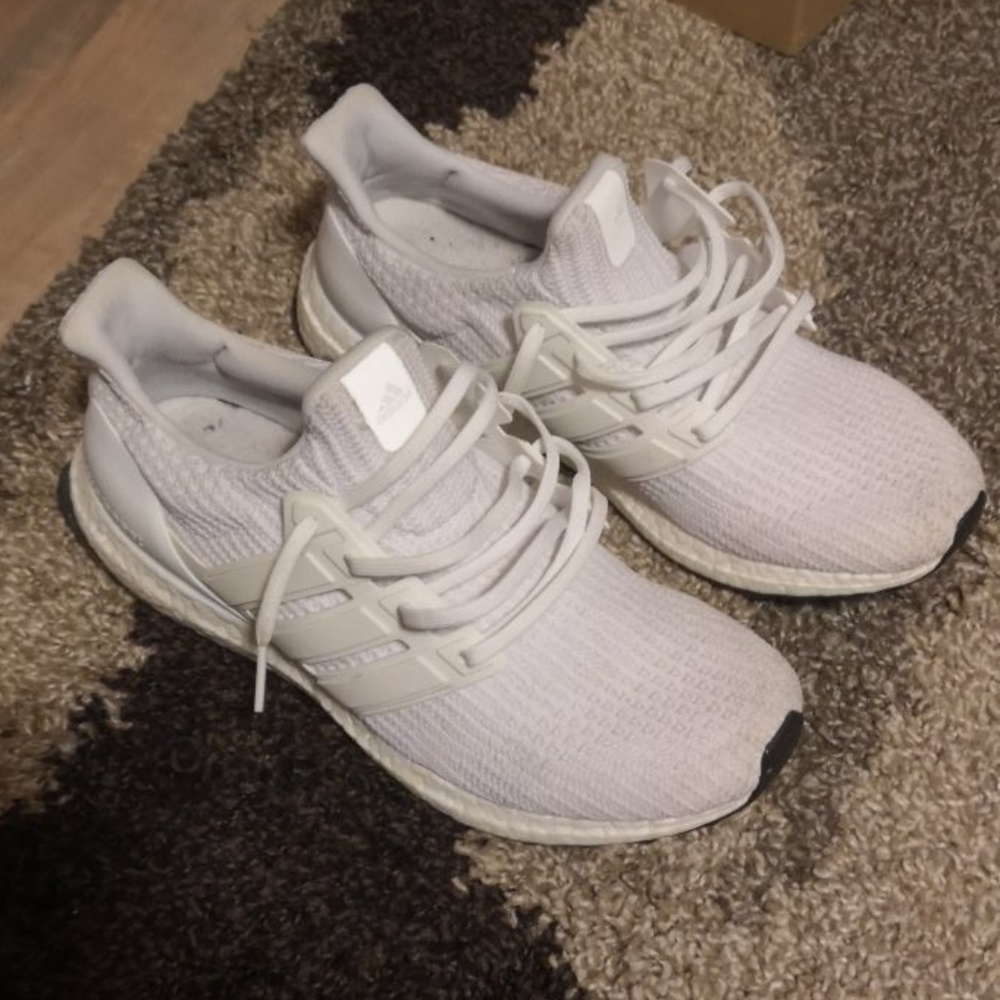 adidas ultra boost 4.0 size 10.5